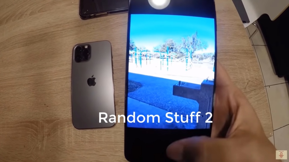 Galaxy S21+ VS iPhone 12 Pro